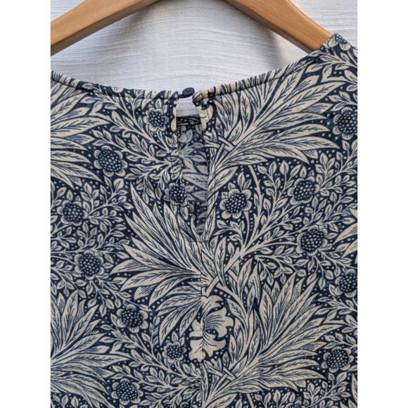 Morris & Co x H&M Womens Floral Smocked Sleeve Blouse Sz 2 Blue Romantic - Picture 5 of 10